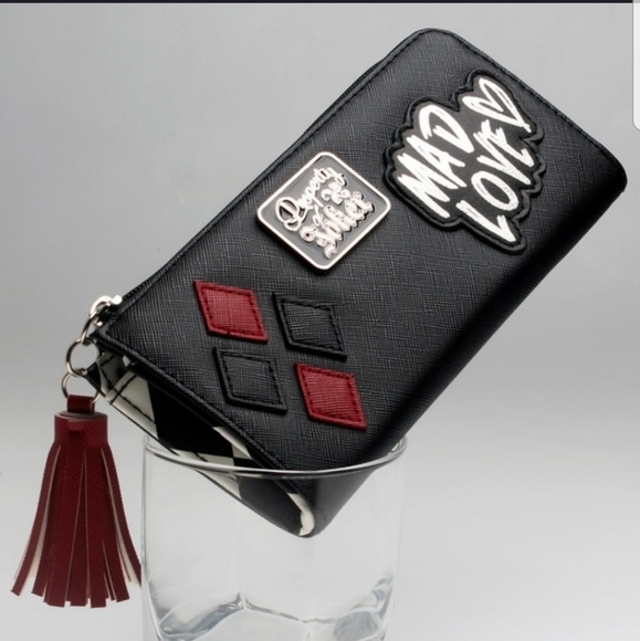 😱LAST ONE😱QUINN's "Mad Love" Joker Wallet - Picture 2 of 6